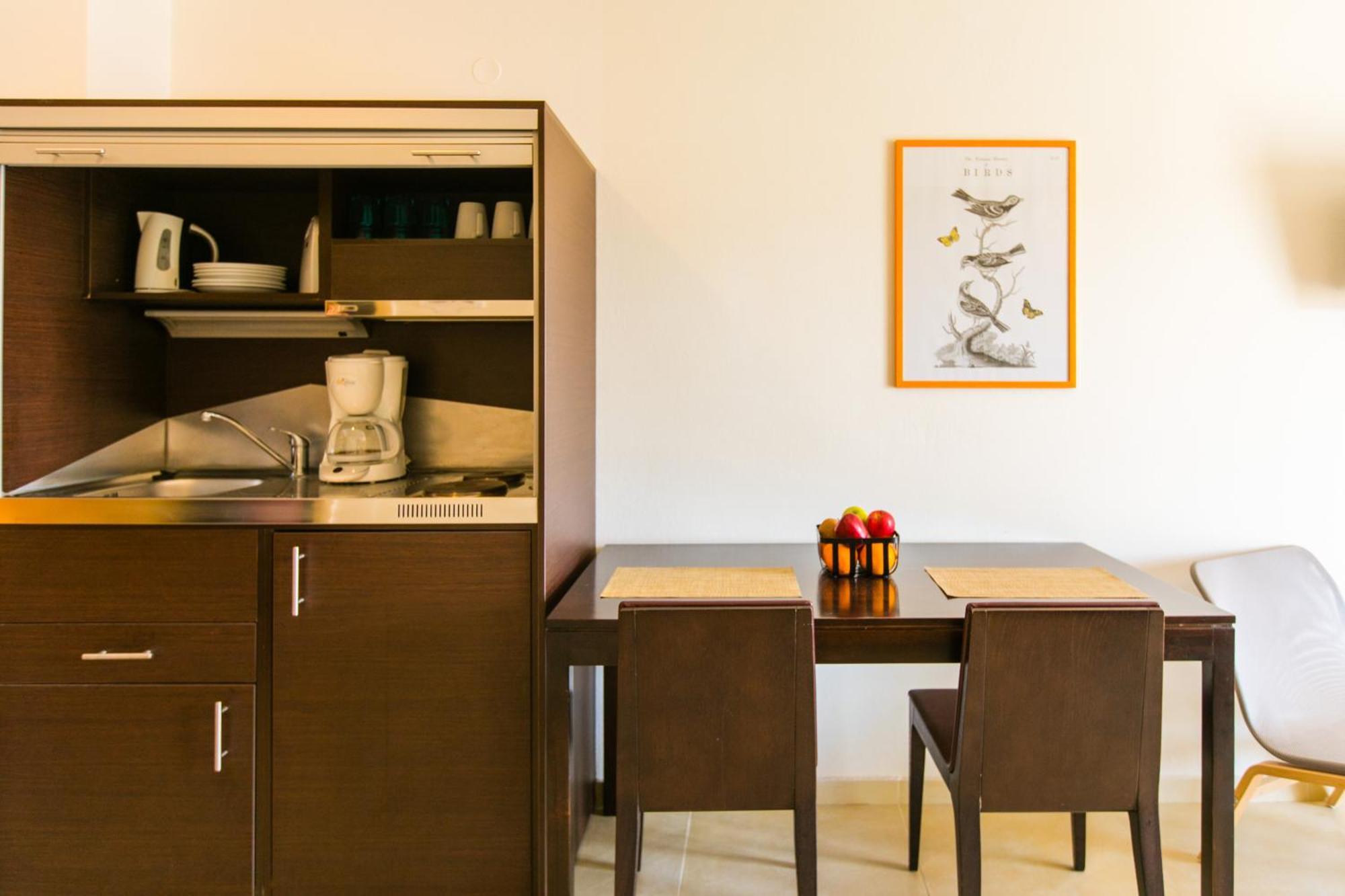 Cosmos Hotel Rethymno  Екстер'єр фото