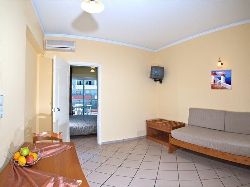 Cosmos Hotel Rethymno  Екстер'єр фото